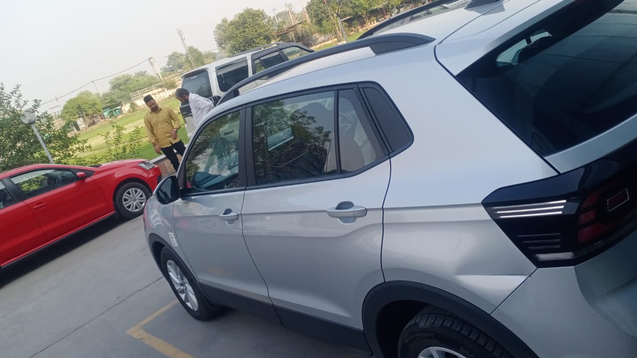 Volkswagen Taigun(2021-2023) Highline 1.0 Tsi At